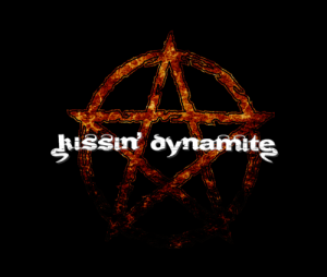 sm_kissin-dynamite